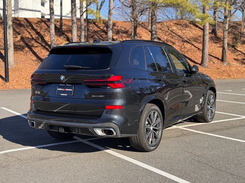 Used 2024 BMW X5 xDrive40i w/ M Sport Package image 12