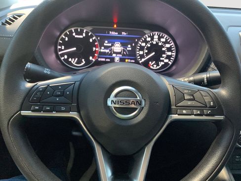 Used 2023 Nissan Sentra SV image 14