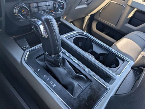 Used 2018 Ford F150 Lariat w/ Equipment Group 502A Luxury image 23