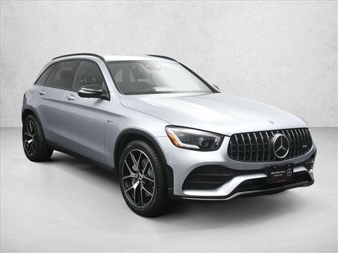 Certified 2022 Mercedes-Benz GLC 43 AMG 4MATIC image 4