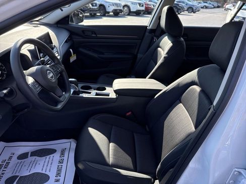 New 2025 Nissan Altima 2.5 S image 15