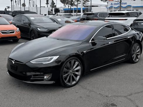 Used 2017 Tesla Model S 75 RWD image 2
