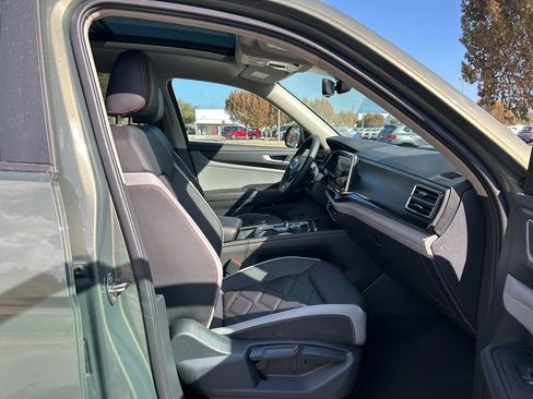 New 2026 Volkswagen Atlas Peak Edition AWD/4WD image 38