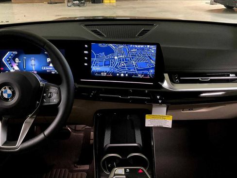 Used 2025 BMW X1 xDrive28i w/ Convenience Package image 6