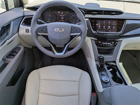 New 2025 Cadillac XT6 Premium Luxury w/ Technology Package image 17