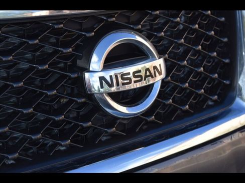 Used 2015 Nissan Pathfinder Platinum AWD/4WD image 49
