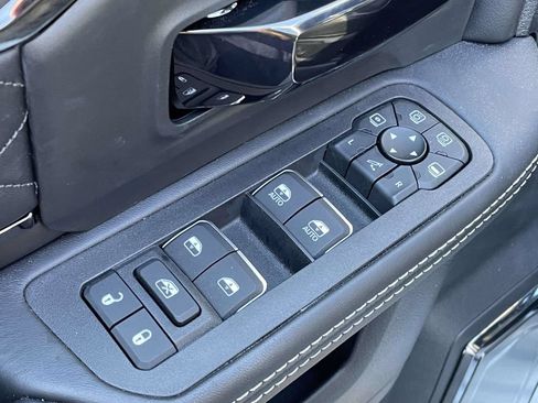 New 2026 RAM 3500 Limited AWD/4WD image 25
