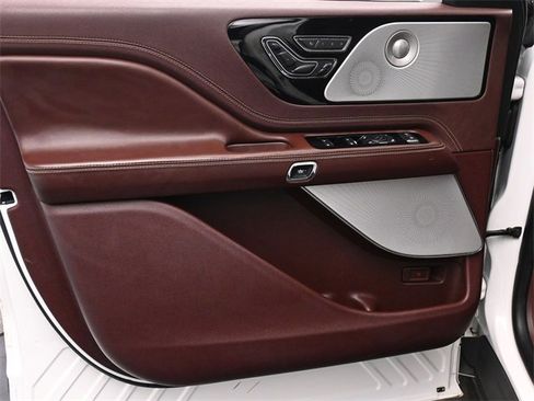 Used 2020 Lincoln Aviator Black Label w/ Dynamic Handling Package image 9