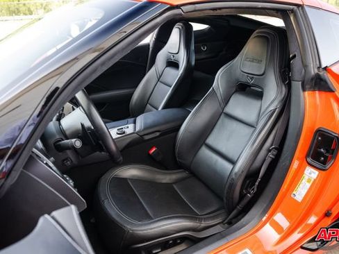 Used 2019 Chevrolet Corvette Z06 RWD image 5