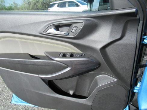 New 2026 Chevrolet Trax ACTIV w/ Driver Confidence Package FWD image 17