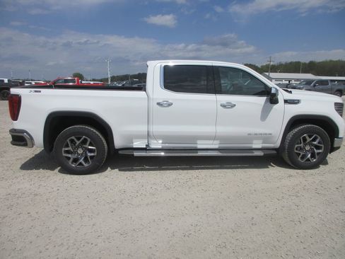 New 2026 GMC Sierra 1500 SLT w/ SLT Premium Plus Package image 3