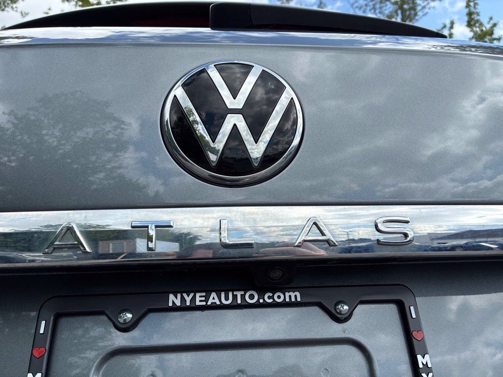 Used 2023 Volkswagen Atlas Cross Sport SE AWD/4WD image 56