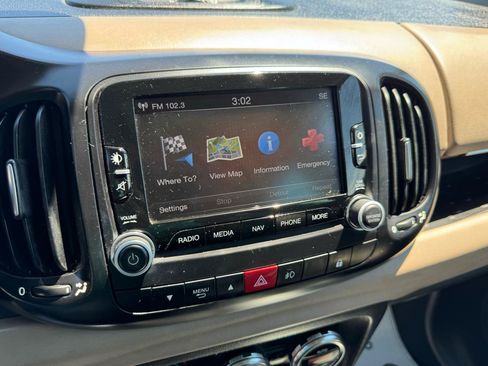 Used 2014 FIAT 500L Lounge FWD image 43