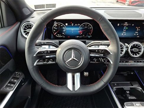 New 2026 Mercedes-Benz GLB 250 GLB 250 image 19