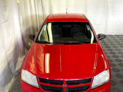 Used 2009 Dodge Avenger SXT image 2