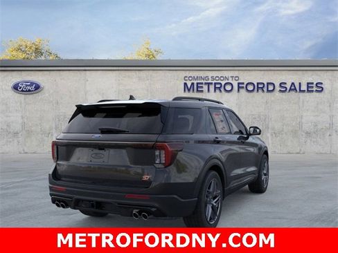 New 2026 Ford Explorer ST image 8