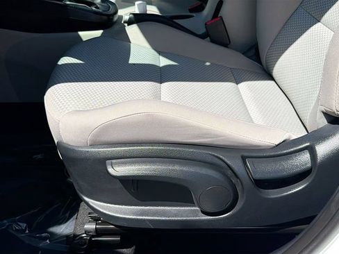 Used 2025 Kia Soul S FWD image 18