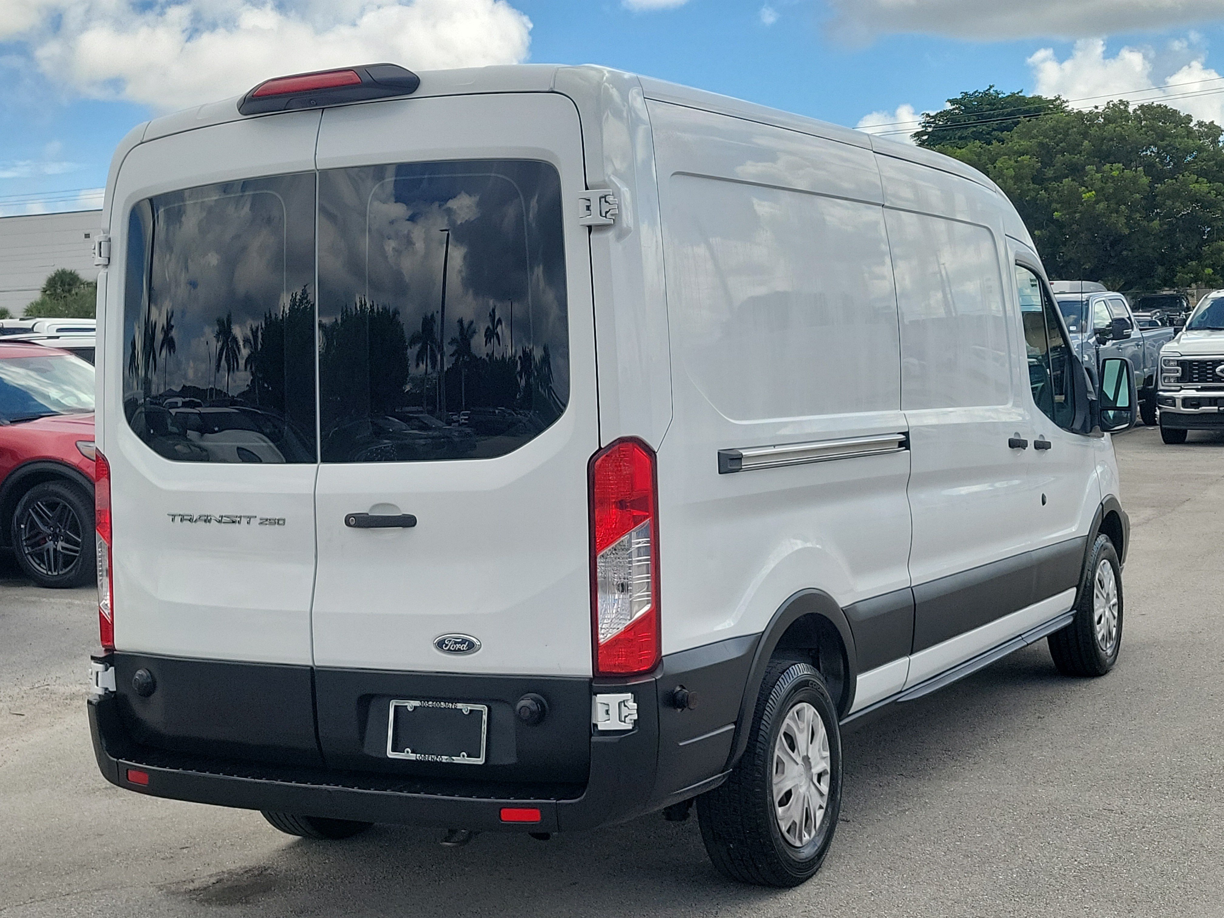 Used 2019 Ford Transit 250 148 Medium Roof w/ Interior Upgrade Package RWD image 5