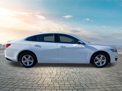 Used 2024 Chevrolet Malibu LT