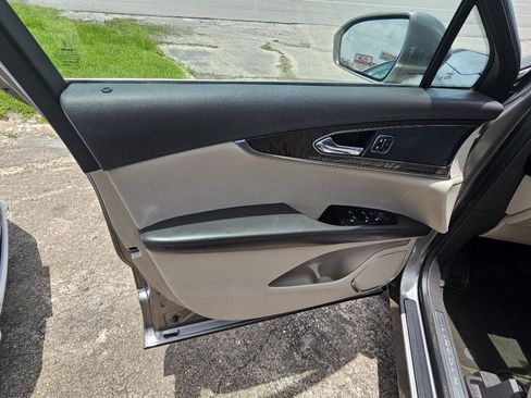 Used 2016 Lincoln MKX Select w/ Select Plus Package FWD image 16