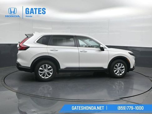 Certified 2025 Honda CR-V LX image 3