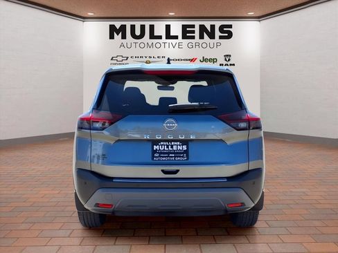 Used 2023 Nissan Rogue S FWD image 6