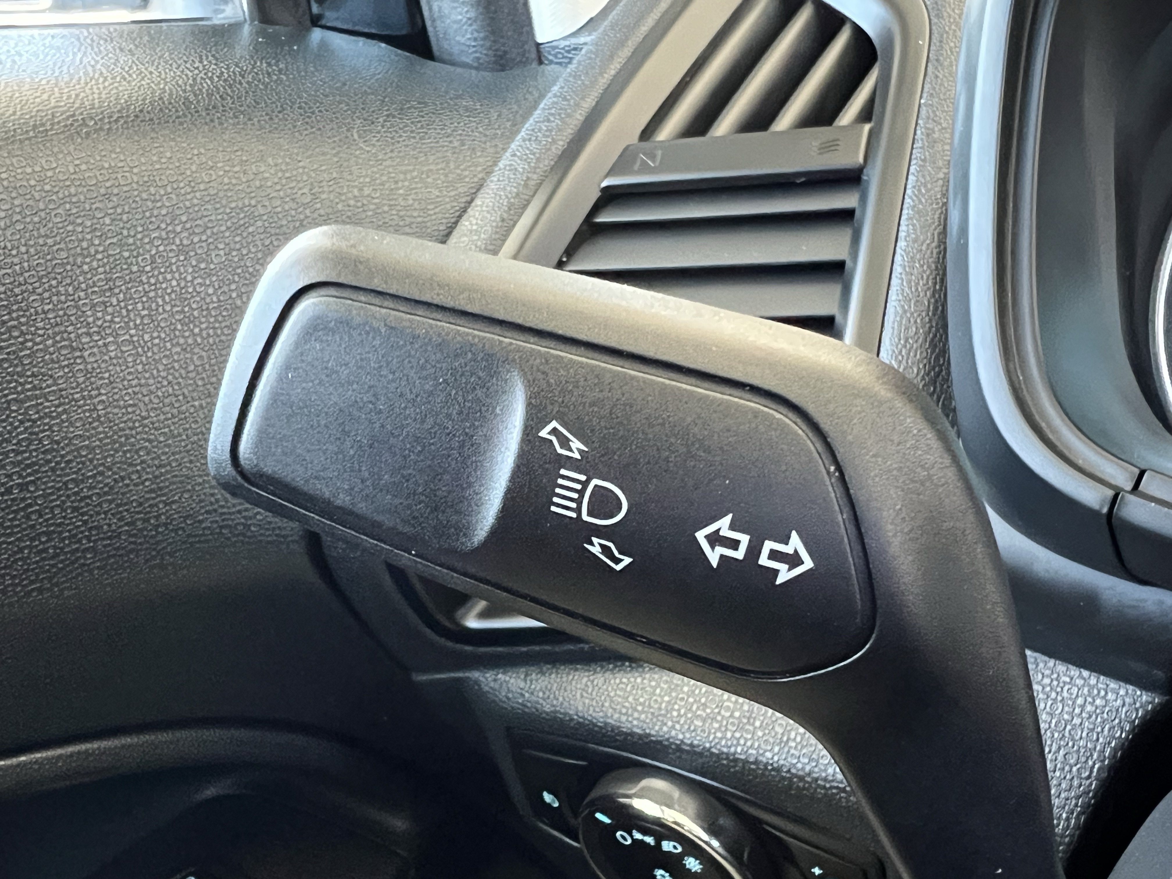 Used 2022 Ford EcoSport Titanium AWD/4WD image 30