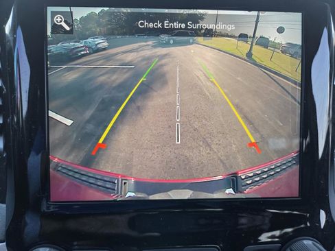 Used 2020 RAM 1500 Laramie AWD/4WD image 16