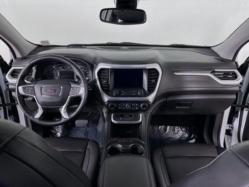 Used 2023 GMC Acadia SLT image 10