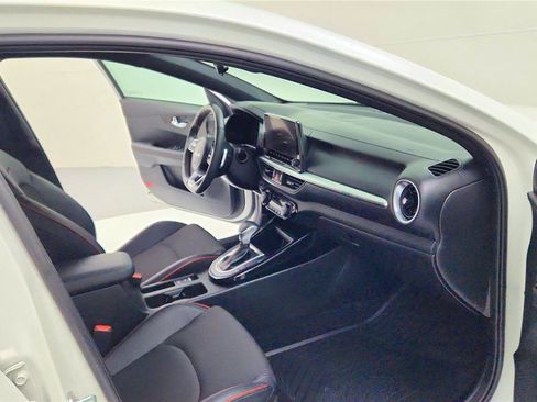 Used 2023 Kia Forte GT FWD image 38