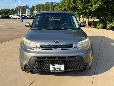 Used 2014 Kia Soul + FWD image 2