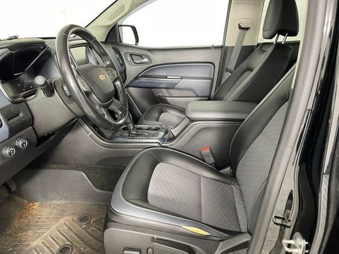 Used 2016 Chevrolet Colorado Z71 AWD/4WD image 2