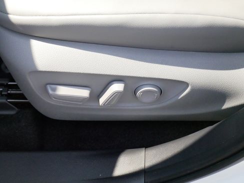 Certified 2026 Toyota Highlander XLE AWD/4WD image 20