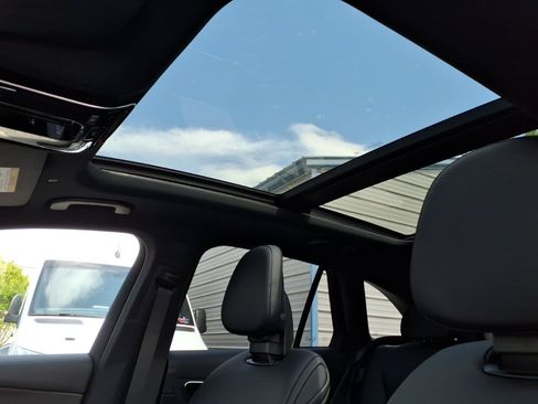New 2026 Mercedes-Benz GLC 300 4MATIC image 28
