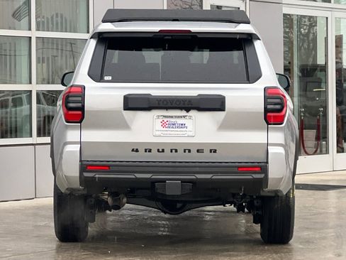 New 2025 Toyota 4Runner SR5 image 5