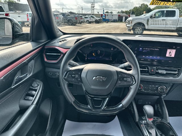 Used 2024 Chevrolet TrailBlazer RS w/ Driver Confidence Package FWD image 20