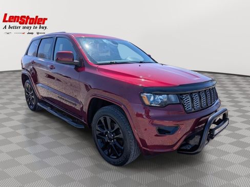 Used 2019 Jeep Grand Cherokee Altitude image 7