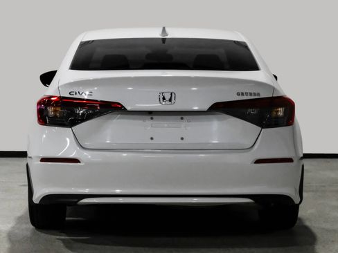 Used 2023 Honda Civic LX image 7