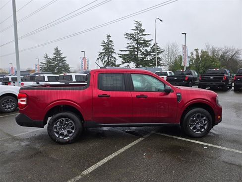 New 2026 Ford Maverick XLT image 4