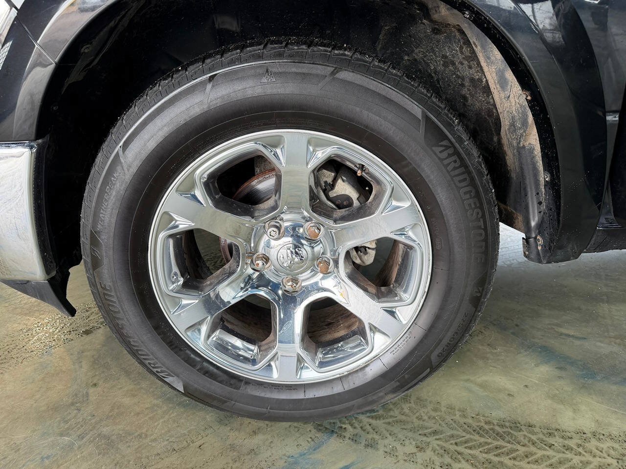 Used 2016 RAM 1500 Laramie AWD/4WD image 25