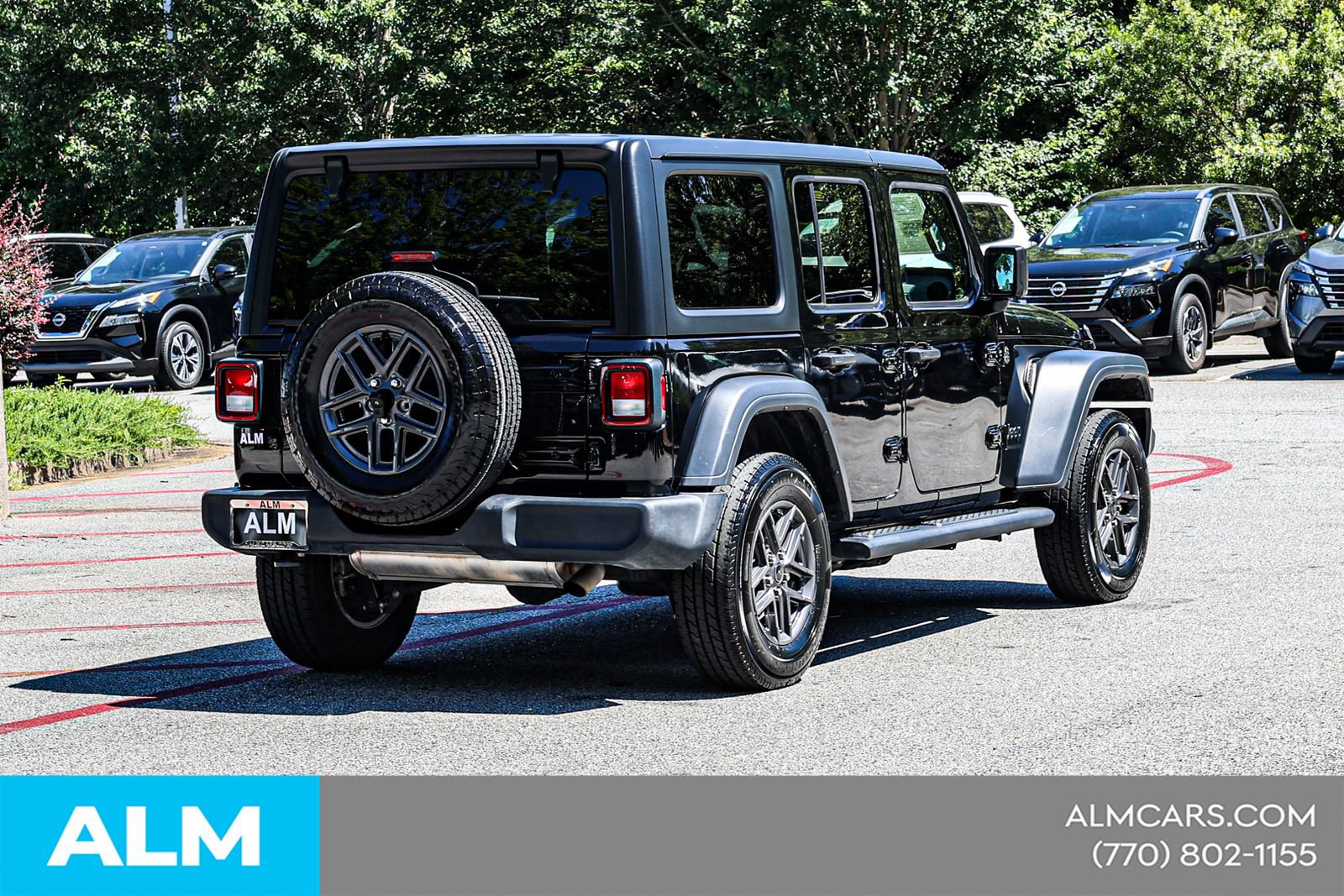 Used 2024 Jeep Wrangler Unlimited Sport AWD/4WD image 6