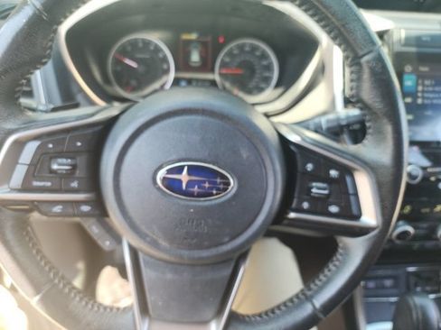 Used 2022 Subaru Ascent Premium w/ Convenience Package AWD/4WD image 10
