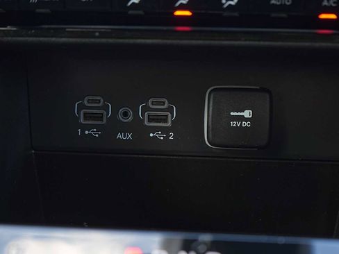 Used 2024 Jeep Grand Cherokee Laredo RWD image 22