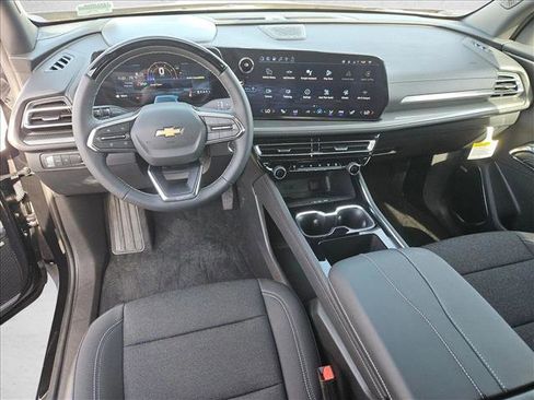 New 2026 Chevrolet Traverse LT w/ Enhanced Driving Package image 15