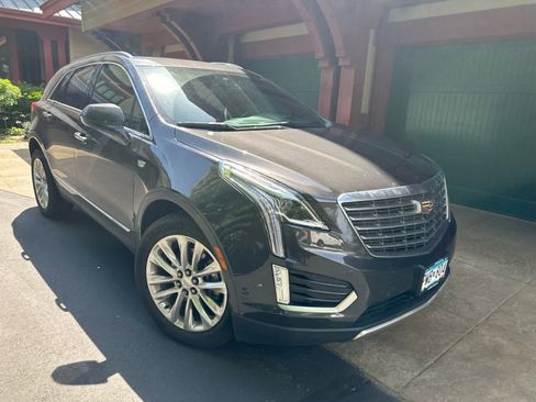 Used 2018 Cadillac XT5 Platinum w/ Driver Assist Package AWD/4WD image 4