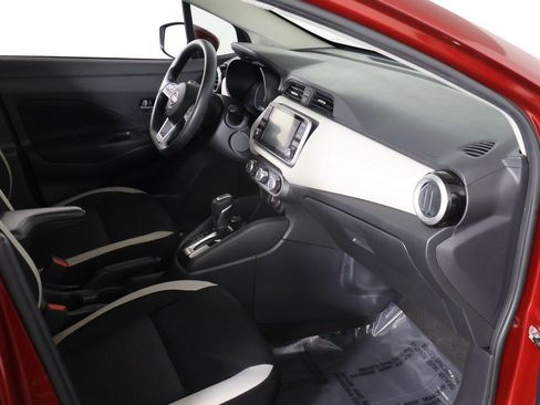 Used 2021 Nissan Versa SV image 20