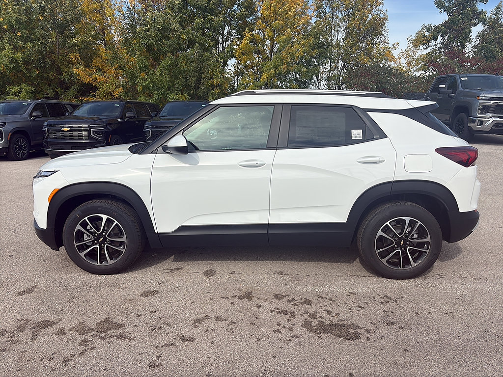 New 2026 Chevrolet TrailBlazer LT w/ Convenience Package FWD image 2