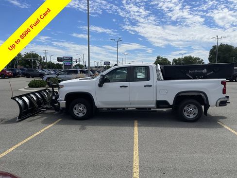 Used 2022 Chevrolet Silverado 2500 W/T w/ WT Fleet Convenience Package AWD/4WD image 4