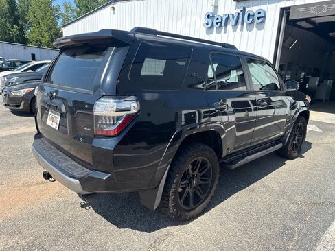 Used 2024 Toyota 4Runner TRD Off-Road Premium w/ Moonroof Package AWD/4WD image 4