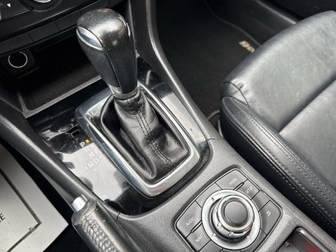 Used 2015 MAZDA MAZDA6 Touring w/ Touring Technology Package image 15